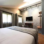 Rosa Salva Suites